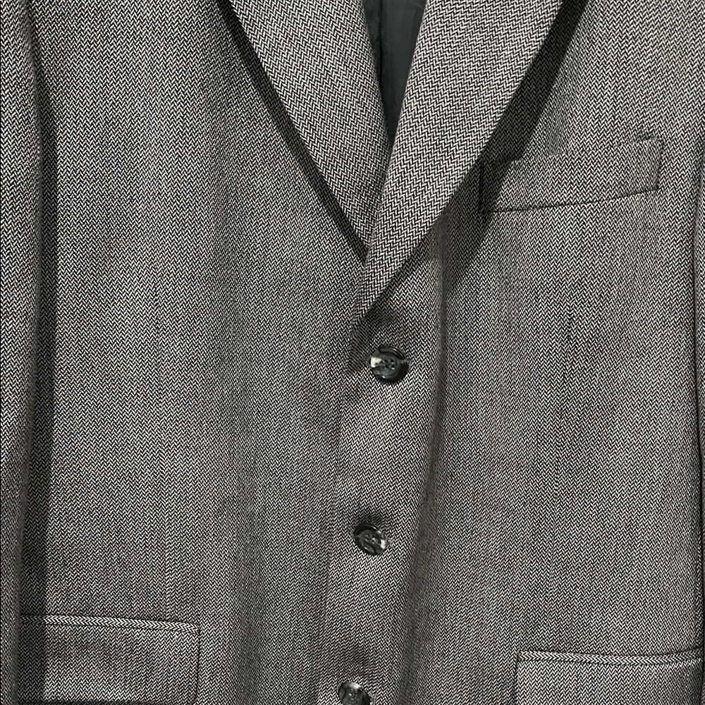 Stafford Charcoal Men's Wool and Cashmere 3 Button Blazer Sz 44R - Picture 2 of 11